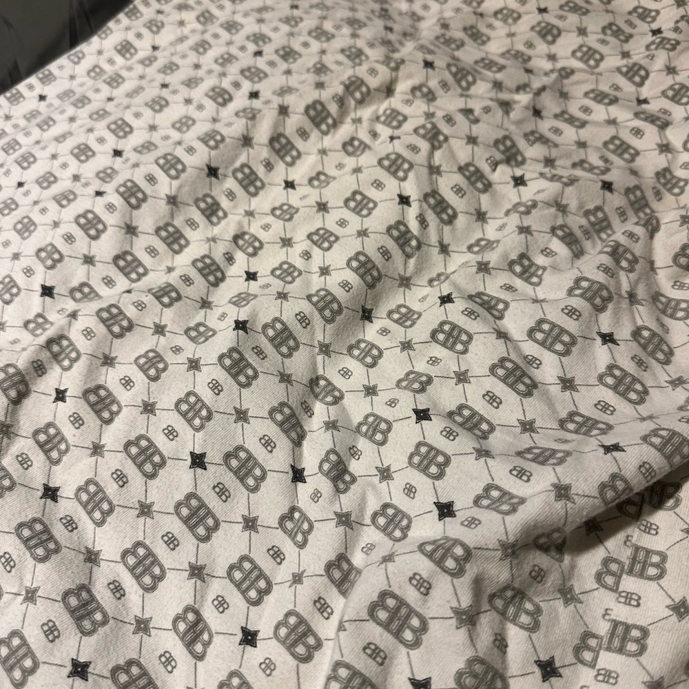 Big black “rob and big” shirt